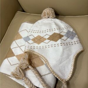 Very Gently Worn Lands’ End Pom-Pom Winter Hat and Scarf Set